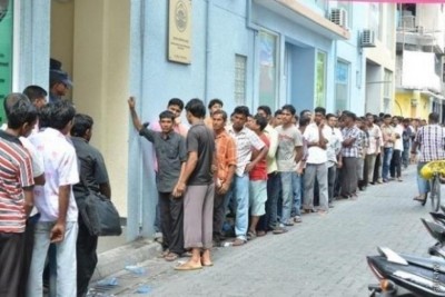 ބިދޭސީން އެކައުންޓު ހުޅުވުމުން ސަރުކާރަށް ވަނީ ފައިދާ، އާންމުންނަށް ވާނީ ގެއްލުން: މެމްބަރުން