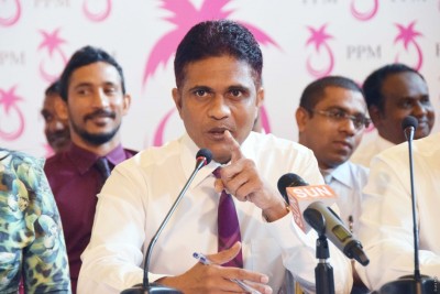 މައުމޫން ޕީޕީއެމްގެ ރައީސްކަމުން ދުރުކުރާކަށް ނޫޅެން: ނިހާން