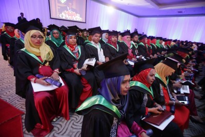 ވިލާ ކޮލެޖުންދޭ ސްކޮލާޝިޕްތަކަށް ކުރިމަތިލުމުގެ ފުރުސަތު ހުޅުވާލައިފި