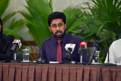 ވަރަށް އަވަހަށް ލުތުފީ ހައްޔަރުކޮށް ރާއްޖެ ގެންނާނަން: ހޯމް މިނިސްޓަރު