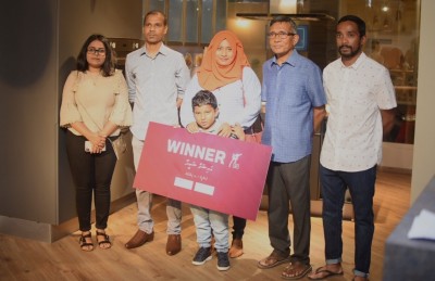 ފޮޓޯއެއް ފޮނުވައިގެން ރެއިންބޯއިން ދޭ 'ޗާލު' ބަދިގޭގެ ނަސީބުވެރި ފަރާތް ހޮވައިފި