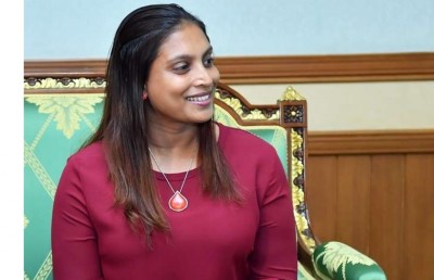 ސަރުކާރުގެ އިސް ބޭފުޅުންނަށް މަރުހަބާ ކިޔަން ދަރިވަރުން ނުނެރެން އަންގައިފި