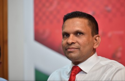 ކާނަލް ނާޒިމް ދަނގެތި ދާއިރާއަށް ވާދަކުރައްވަނީ