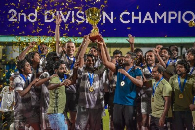 ގްރީން ސްޓްރީޓް ފުރަތަމަ ޑިވިޝަނަށް ދަތުރުކޮށްފި
