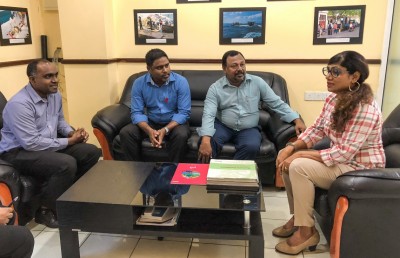 ހާލުގައި ޖެހުނު މީހުންނަށް ޔުނިވާސަލްއިން ތިން ލައްކަ ރުފިޔާ ދީފި
