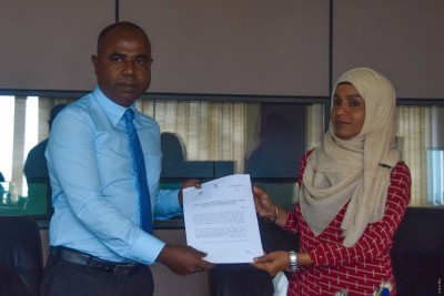 ދައުލަތުން ފައިސާ ދޫކުރި ޖަމިއްޔާތަކާއެކު ސަރުކާރުން އެއްބަސްވުމެއްގައި ސޮއިކޮށްފި