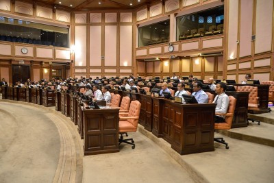 ފަތުވާ މަޖިލީހަށް މެމްބަރުން އައްޔަނުކުރުމުގެ ބާރު ރައީސަށް ދޭ އިސްލާހު ބަލައިގެންފި