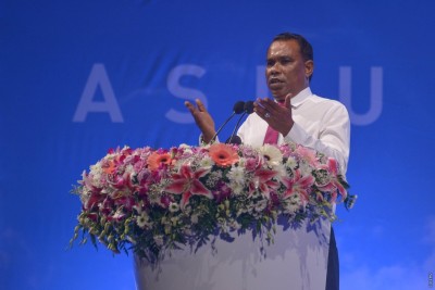 މައުމޫނަށް އަދުރޭގެ ރައްދު: ތިޔަ އުޅުއްވާ ބޭފުޅުންނާއެކު ވަޑައިގަންނަވާނަމަ ރާއްޖެ ވަޅުގަނޑަކަށް ވެއްޓޭނެ!
