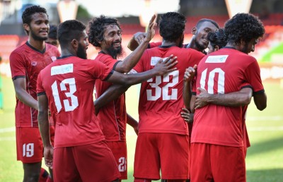 ފުޓްބޯޅަ އަށް ބޭނުންވަނީ ދެމެހެއްޓެނިވި ފޯމެޓެއް