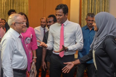 ޕީޕީއެމް އަނބުރާ ލިބޭނެ، އާ ޕާޓީއެއް އުފެއްދުމުގެ ބޭނުމެއް ނެތް: އުމަރު