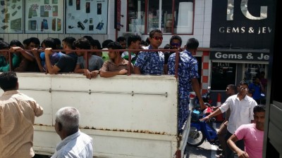 ގަވާއިދާ ޚިލާފަށް އުޅުނު 60 ބިދޭސީއަކު ޑީޕޯޓްކޮށްލަނީ