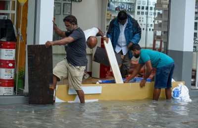 ފެންބޮޑުވެ ވިޔަފާރިވެރިންނަށް ވަނީ ބޮޑެތި ގެއްލުންތަކެއް ވެފައި