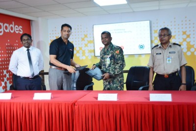 އޭވިއޭޝަން ސެކިއުރިޓީގެ މުވައްޒަފުންގެ މެދުގައި ހިލޭ ކޯލް ކުރުމުގެ ހިދުމަތް އުރީދޫން ދީފި