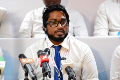 ދިވެހި ފުޓްބޯޅަ އެހެން ހަރުފަތަކަށް ގެންދަން ބައްސާމްގެ ބޮޑެތި ވައުދުތަކެއް