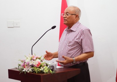 ގާނޫނު އަސާސީއާ ހިލާފަށް ގާނޫނުތައް ދަނީ ހަދަމުން: މައުމޫން