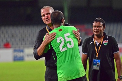 ގައުމީ ޓީމުގައި މަޑުކުރުމަށް ސްޓެވާޓް ބޭނުންވޭ، ވަރަށް އަވަހަށް ގޮތެއް ނިންމާނަން: ބައްސާމް
