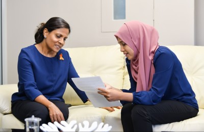 ސިޔާސީ ނުވެ، ހެޔޮ ބަދަލަށް އެހީވެދޭނަން: ފަސްޓް ލޭޑީ
