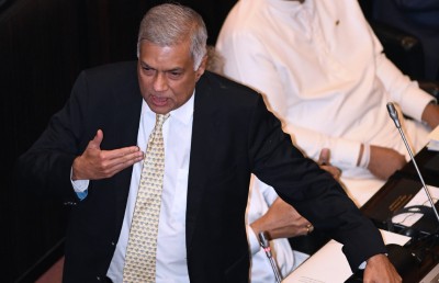 ރަނިލް އަށް މަގާމު އަލުން ދޭން ލަންކާ ޕާލަމެންޓުން ފާސްކޮށްފި