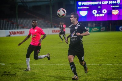 ފަހުވަގުތުގެ ގޯލުން ޔޫވީ ބަލިކޮށް އީގަލްސް ފައިނަލަށް