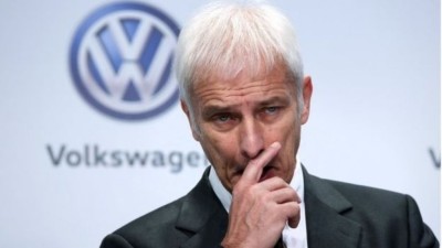 ފޯލްކްސްވާގެންގެ 30،000 މުވައްޒަފުން ކަނޑާލަނީ