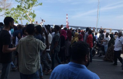 ޔާމީން ހާޒިރުކުރީ ފައިސާގެ ދެ މައްސަލައެއްގައި