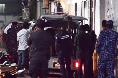 މަސްވުތާކެތީގެ އޮޕަރޭޝަނެއްގައި ދެ ފުލުހަކާއި ސިފައިންގެ މީހަކު ހައްޔަރުކޮށްފި