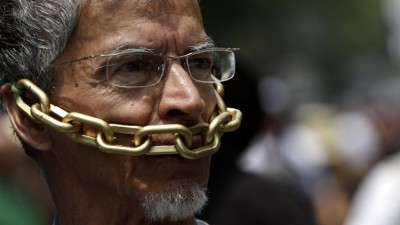 މެކްސިކޯގައި ނޫސްވެރިއަކަށް ހަމަލާދީ މަރާލައިފި