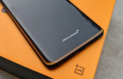 ވަންޕްލަސް "ޑޭޝް ޗާޖް" ދޫކޮށް "ވޯޕް ޗާޖް" އަށް