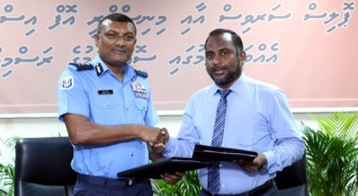 ދީނީ އެއްބައިވަންތަކަން ހިމާޔަތް ކުރުމަށް ފުލުހުންނާއި އިސްލާމިކް މިނިސްޓްރީން އެމްއޯޔޫއެއްގައި ސޮއިކޮށްފި
