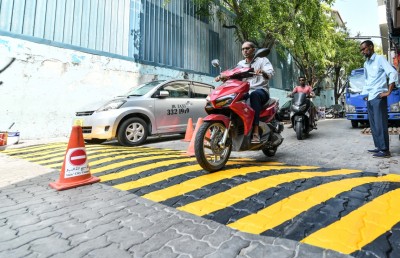 ކަފިހި ހުރަސްތަކާއި ބްރޭކަރުތައް އަލުން ރީނދޫ ކުލައަށް