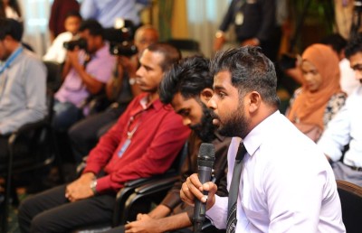 ލޯނު ނެގުމާ އެއްވެސް އިރަކު ދެކޮޅެއް ނޫން: ރައީސް