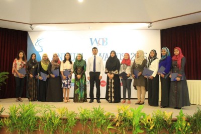 ވޮބް އެވޯޑްސް އަށް ކުރިމަތި ލުމުގެ ފުރުސަތު އަންނަ މަހުގެ ނިޔަލަށް އިތުރުކޮށްފި