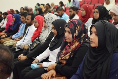އިންޑިއާގައި ބެޗްލާސް ޑިގްރީއަށް ކިޔެވުމުގެ 20 ސްކޮލަޝިޕެއް ހުޅުވާލައިފި