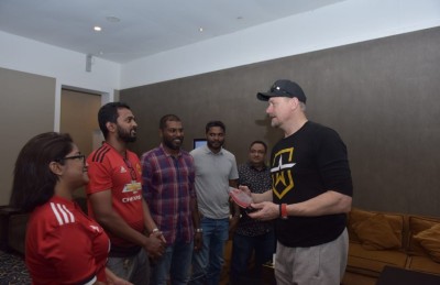 އިމްރާނުގެ މެޗަށް ޝުމައިކަލް ރާއްޖެ އަތުވެއްޖެ