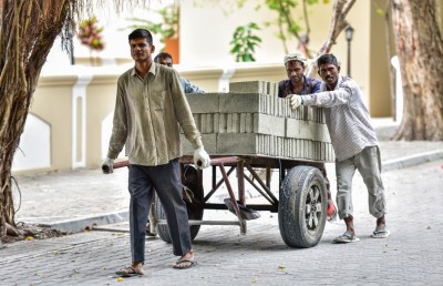 އއ. އަތޮޅު ރިސޯޓެއްގައި ފަސް ދިވެހިން، ދެން ހުސް ބިދޭސީން!