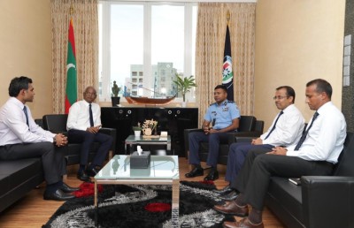 ފުލުހުން ހަމަ މަގަށް އެޅުވުން، ބޮޑު ގޮންޖެހުމެއް