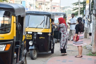 ރީދޫ ހުން ފެތުރެމުންދާތީ، ދަތުރުކުރާ އިރު ރައްކާތެރިވުމަށް އިލްތިމާސްކޮށްފި