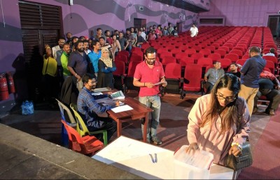 އެމްއެފްއޭގެ ޗެއާއަކަށް މާސްކޭ، ނައިބަކަށް ނިއުމާ އިންތިހާބުވެއްޖެ