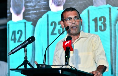 އަތޮޅު ތެރޭގެ އެއާޕޯޓްތައް ބޭނުންކޮށްގެން ލޯކަލް ޓޫރިޒަމް ފުޅާކުރަން ޖެހޭ: ނަޝީދު