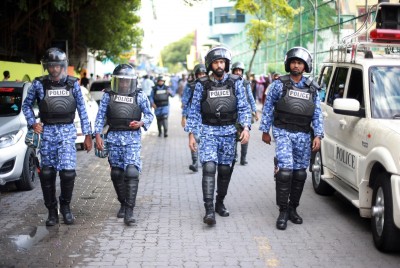 މުސާރަ ބޮޑުނުކޮށް ޑިނާ ނައިޓަށް ފައިސާ ނަގާތީ ފުލުހުން ހިތްހަމަ ނުޖެހިއްޖެ