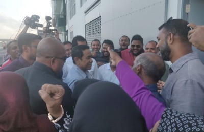 އެއް މިލިއަން ޑޮލަރު އޭސީސީއާ ހަވާލުކުރާކަށް ނުޖެހޭނެ: ޔާމީން