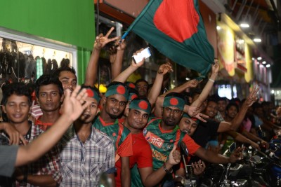ބަނގުލަދޭޝް މަސައްކަތްތެރިން ގެނައުން ހުއްޓުވުމުން ރިސޯޓްތައް ނުހެދި!
