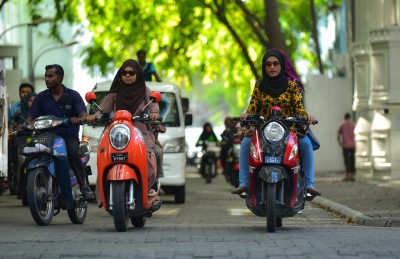 ކޮންމެ ހުކުރު ދުވަހަކު ހެނދުނު މާލޭގެ ބައެއް މަގުތައް ބަންދުކުރަނީ