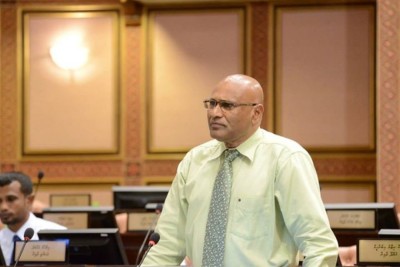 ހިޔާނާތާއި ރިޝްވަތުގެ ކުށް ސާބިތުވި މީހުންނަށް ކައުންސިލަށް ވާދަ ކުރެވޭ ގޮތަށް ހުށަހަޅައިފި