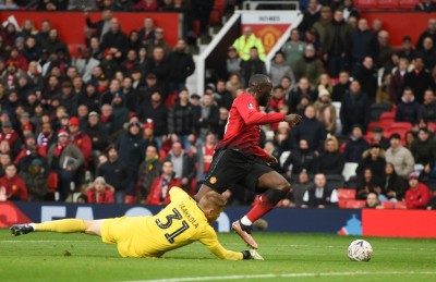 ޔުނައިޓެޑް، ޗެލްސީ އަދި އާސެނަލް އަނެއް ބުރަށް