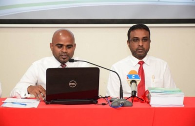 ސިޔާސީ މުވައްޒަފުންނަށް ލިބޭ ސުވާލު އުފެދޭ ފަދަ ހަދިޔާތައް އޭސީސީއާ ހަވާލުކުރަންޖެހޭ ގޮތަށް ހަމަޖައްސައިފި