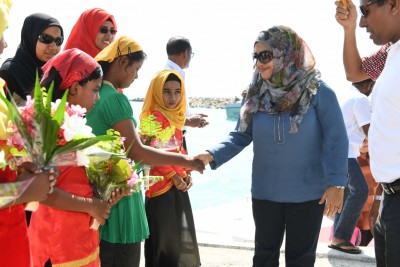 ރައްޔިތުންގެ ހާލު ގާތުން ބެއްލެވުމަށް މެޑަމް ފާތުން ނ. އަތޮޅުގެ ބައެއް ރަށްތަކަށް