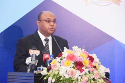މަސައްކަތުގެ ފެންވަރު ވަޒަންކުރުމުގެ ނިޒާމު ހަރުދަނާކުރަން ޖެހޭ: އުއްތަމަ ފަނޑިޔާރު