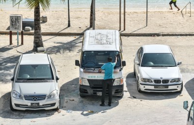 އާޓިފިޝަލް ބީޗް ޕާކިން ޒޯނަކަށް ވެފައި