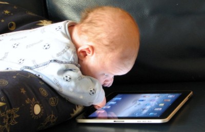 ހައްދެއްގެ ތެރޭގައި "ސްކްރީން ޓައިމް" ނުރައްކަލެއް ނޫން